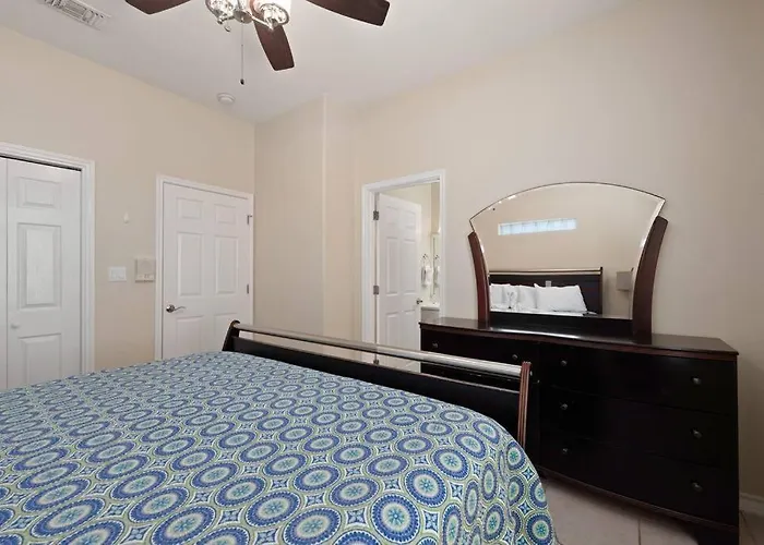 Luxury 3 Bed 2 Bath 1St Floor Condo Near Beach