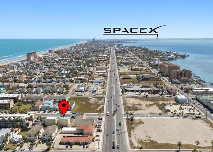 Spi Beach Condo - Just A Block Away To Paradise
